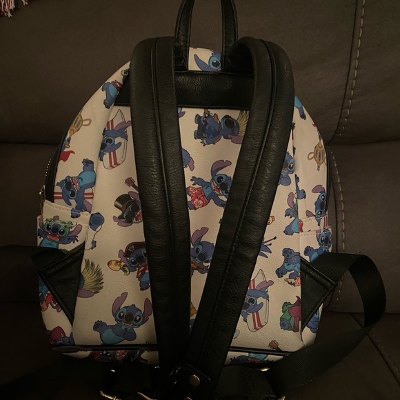 Loungefly Disney Lilo &‎ Stitch Costumes Mini Backpack - BoxLunch Exclusive - Picture 6 of 9